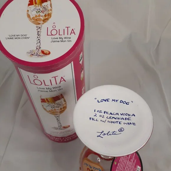 Lolita "Love My Dog" Wine Glass - Picture 5 of 6